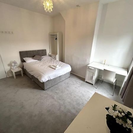 Perfect Home From Home In Stoke On Trent Etruria Esterno foto