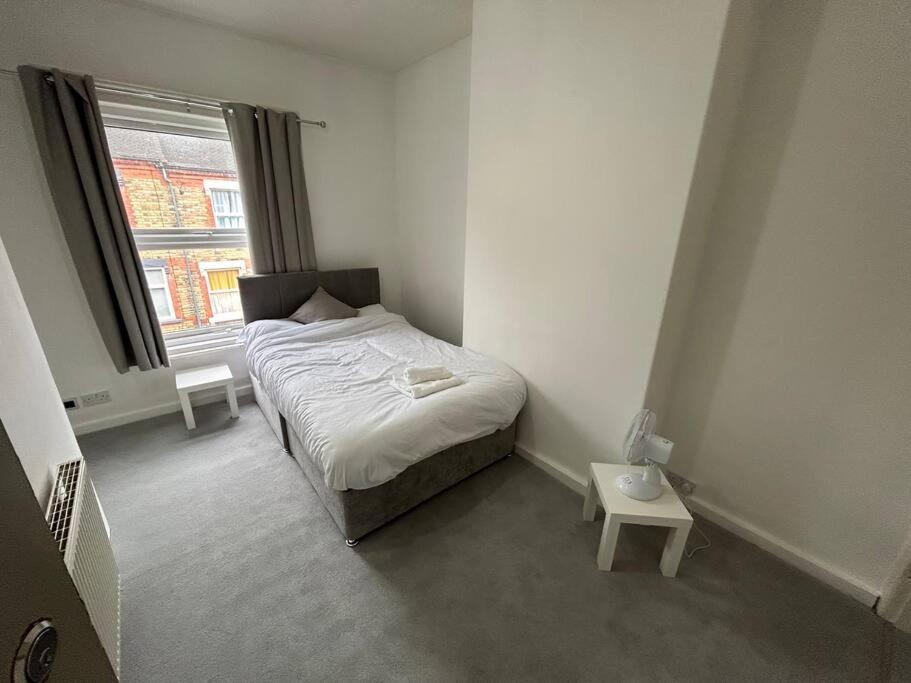 Perfect Home From Home In Stoke On Trent Etruria Esterno foto
